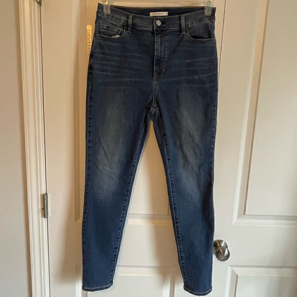 PACSUN HIGH RISE JEGGING SIZE 30